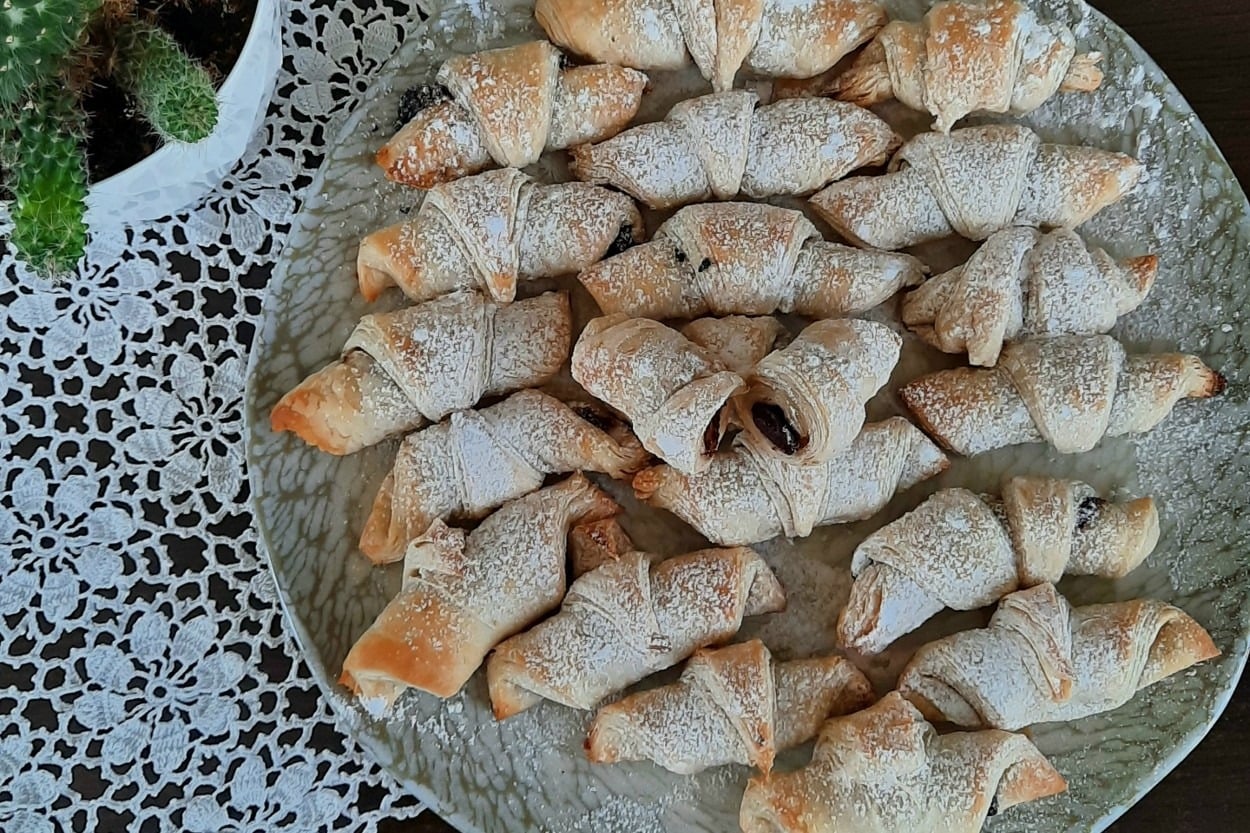 Çikolatalı: Yalancı Mini Kruvasan
