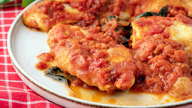Yaz Domatesli: Sorrentina Soslu Tavuk (Pollo Alla Sorentina)