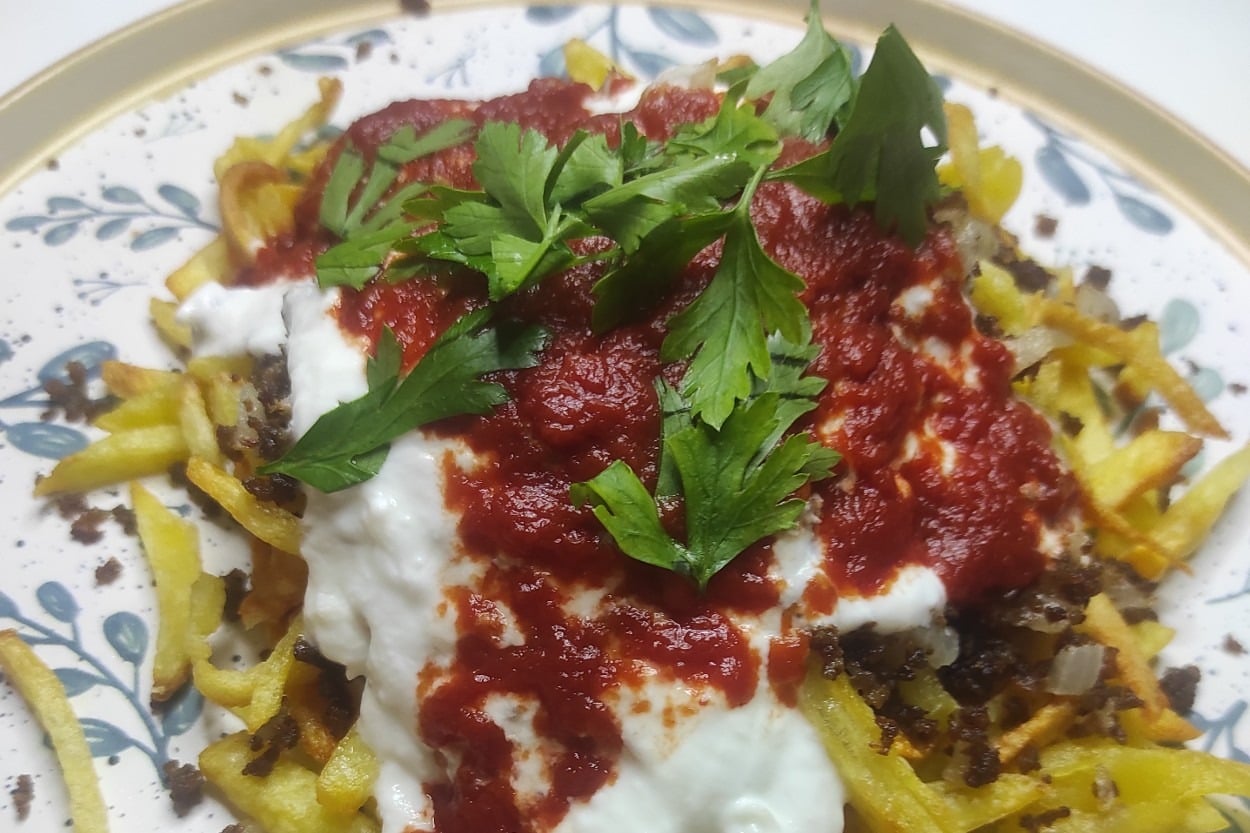 Etlisine Rakip: Kıymalı Çökertme Kebabı