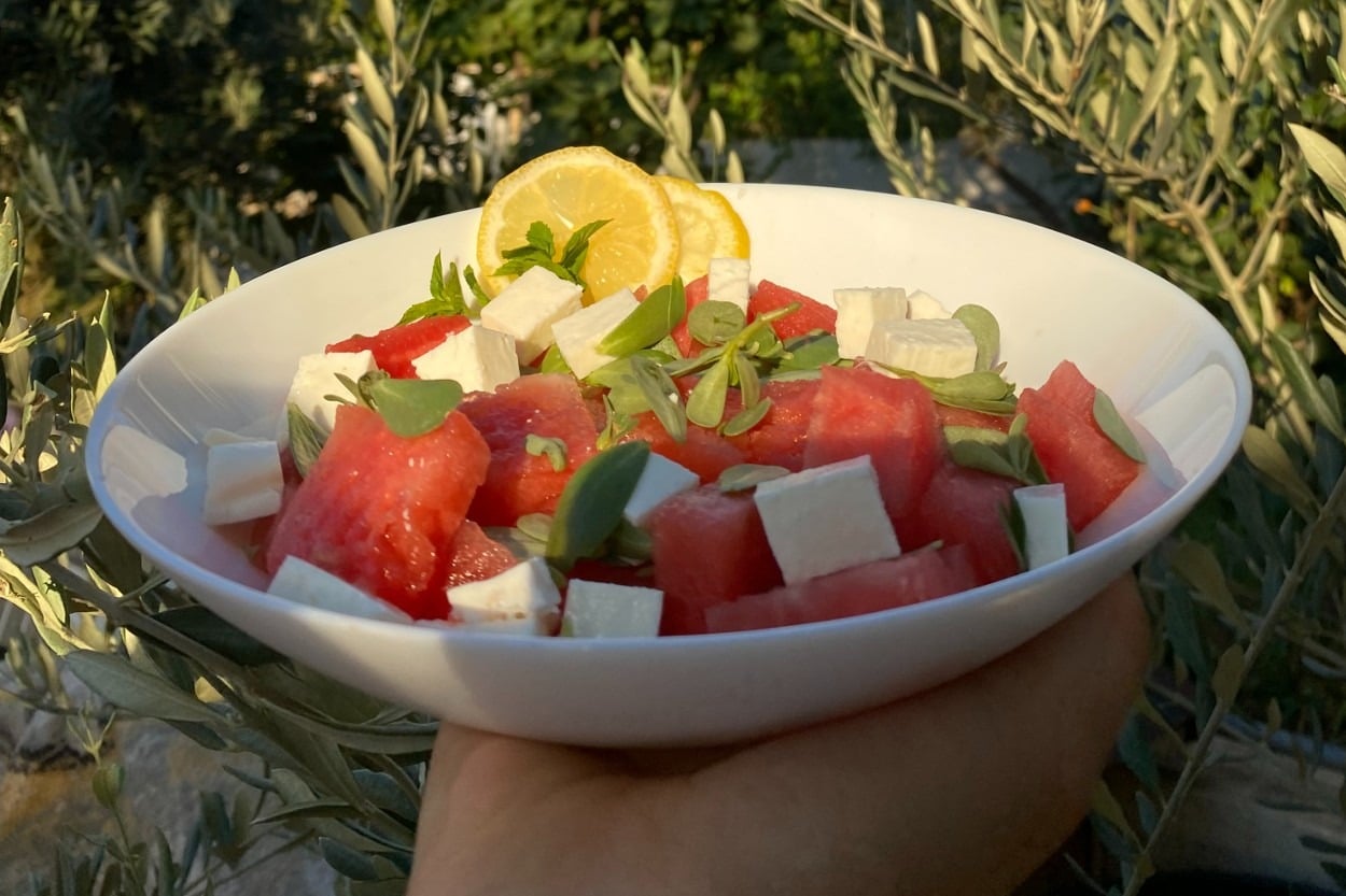 Ödemlere Veda: Karpuzlu Yaz Salatası