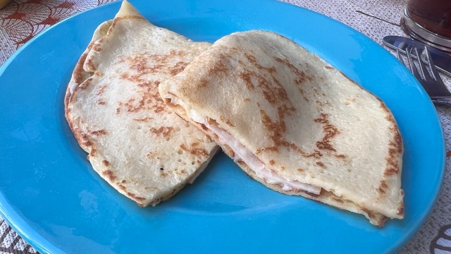 15 Dakikada Hazır: Kaşarlı Füme Etli Krep