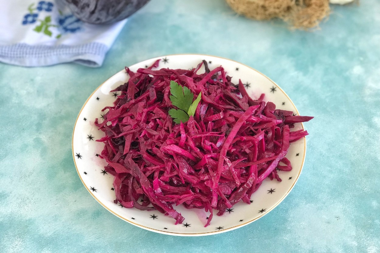 5 Dakikada Hazır: Karalahana Salatası