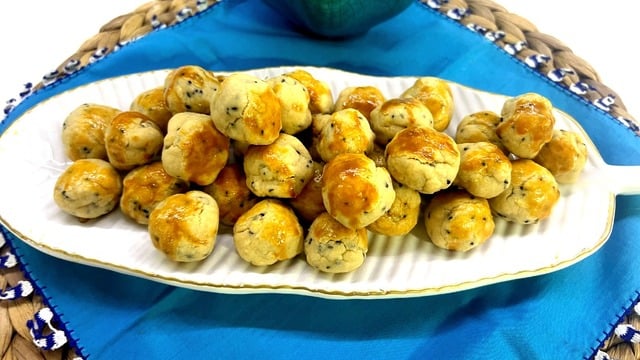 Kıyır Kıyır Olur: Çörek Otlu Kurabiye