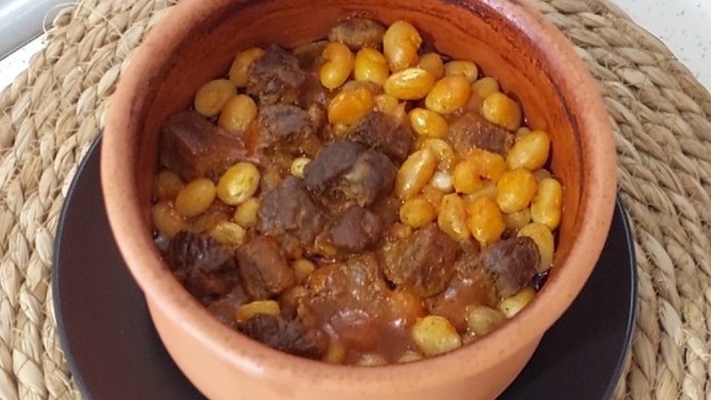 Hem de Etli: Güveçte Kuru Fasulye