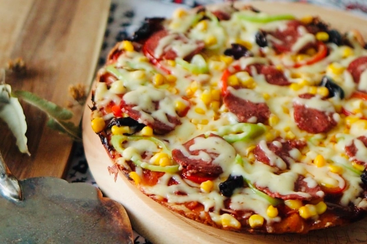 Fırınsız Mayasız: 15 Dakikada Tava Pizzası