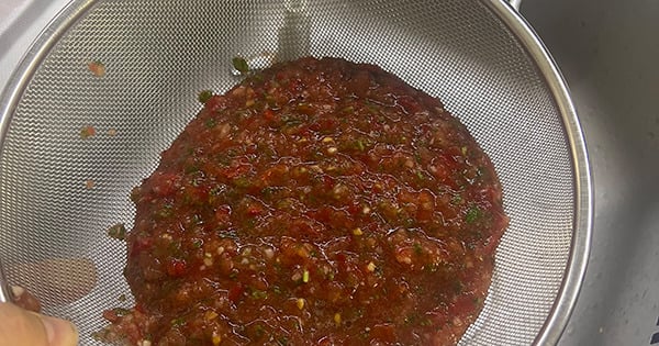 lokanta-usulu-acili-ezme-2