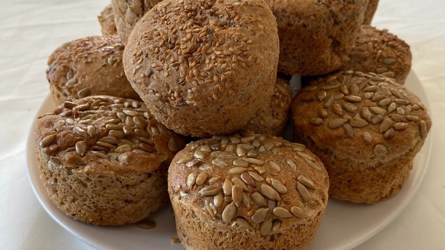 Sağlıklı: Minik Tam Buğday Ekmeği