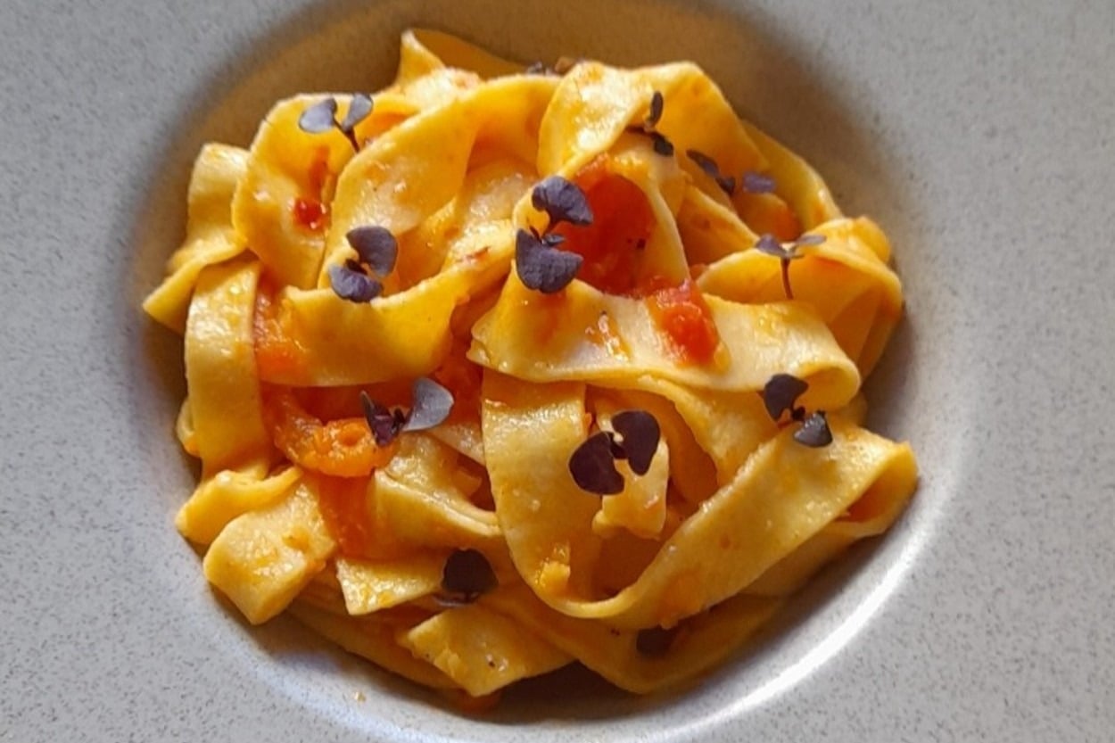 Makarnası da El Yapımı: Arabiata Soslu Fettucine Makarna
