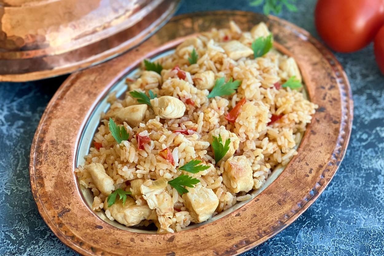 Tek Tavada: Tavuklu Şark Pilavı