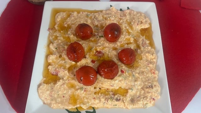 Yunan Mezesi: Tirokafteri