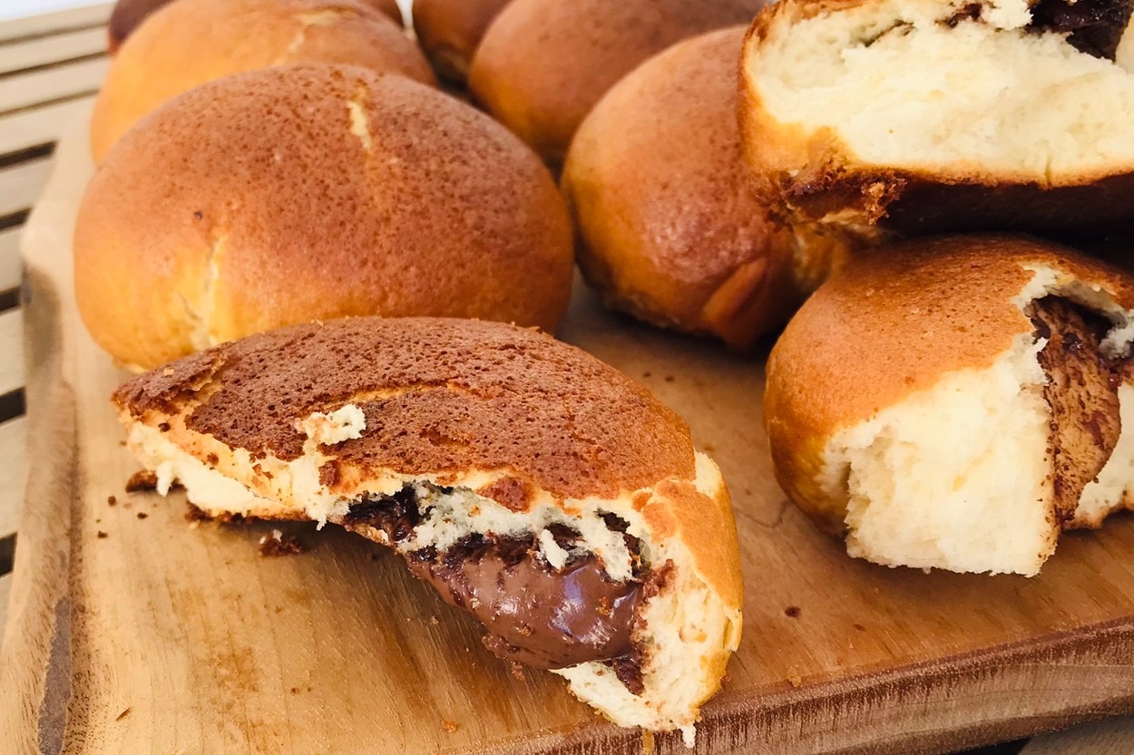 İçi Çikolatalı: Kahve Kaplamalı Çörek
