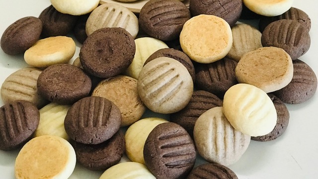 Az Malzemeli: Mini Kurabiye