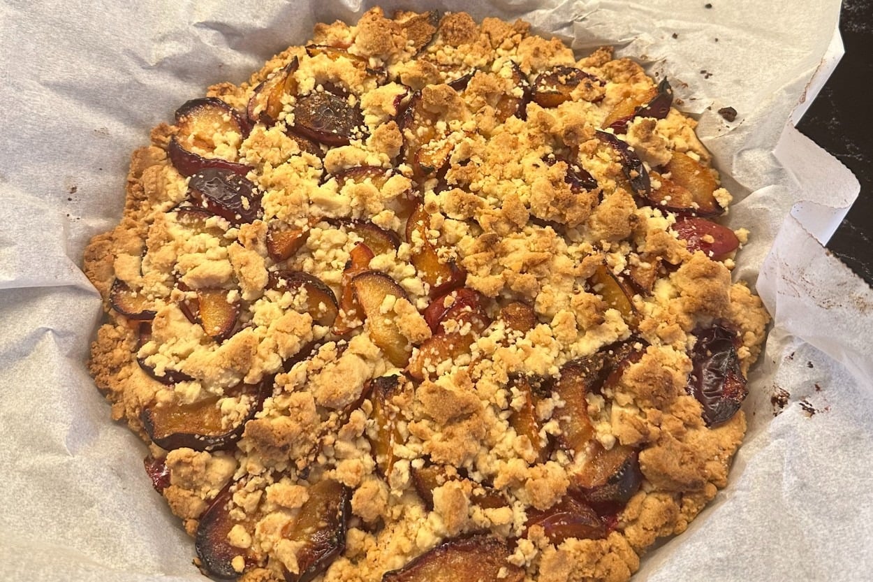 Mürdüm Erikleriyle: Erikli Kolay Crumble