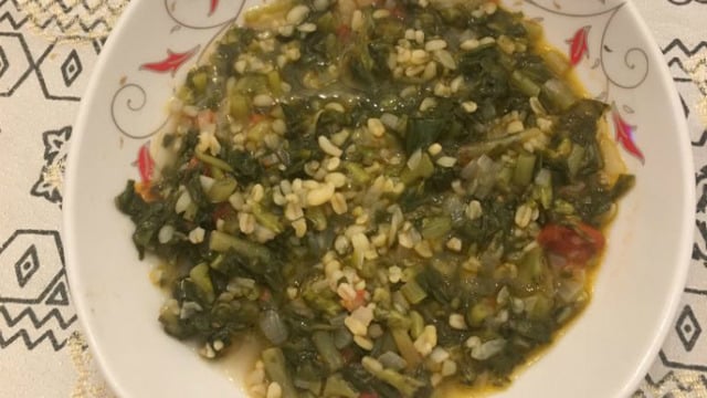 Mis Gibi Kokusuyla: Bulgurlu Semizotu Yemeği