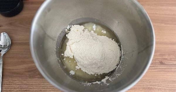 mayasiz-agzi-acik-pogaca-2