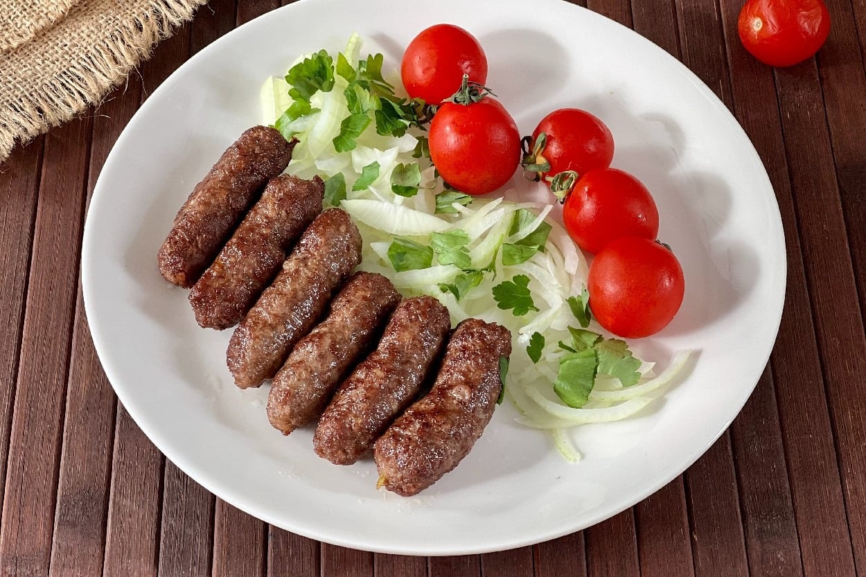 Damak Çatlatır: Parmak Köfte