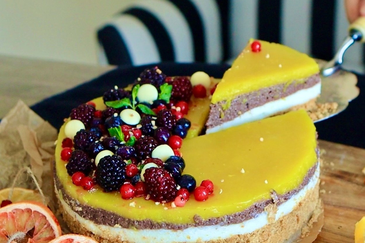 Cheesecake Tadında: İrmikli Portakallı Tatlı