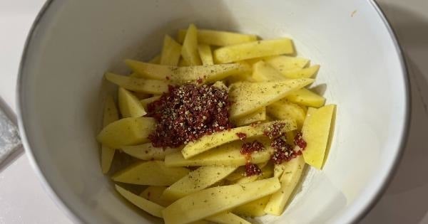 firinda-salcali-patates-kizartmasi-2