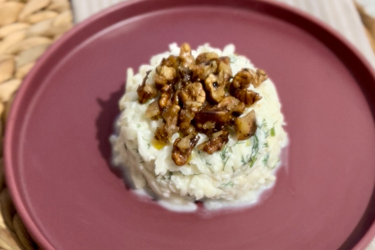 Pişirmeden Hazır: Elmalı Çiğ Kereviz Salatası