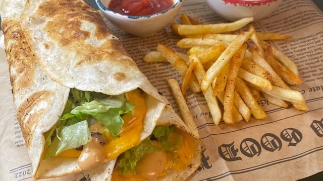Şaşırtan Lezzet: Hamburger Tadında Dürüm