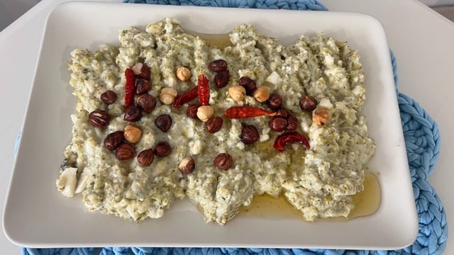 Pratik ve Farklı: Peynirli Brokoli Ezme