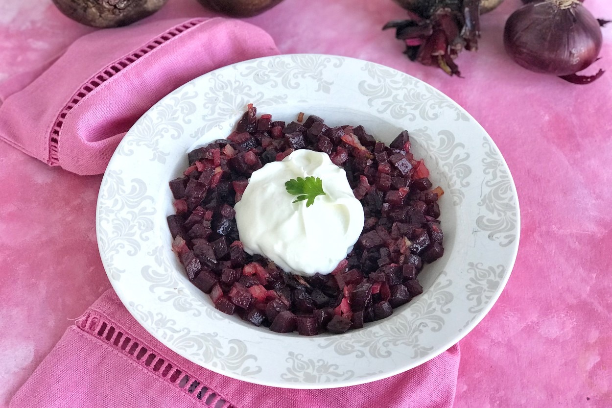 Sürprizi Renginde: Pancar Kavurması