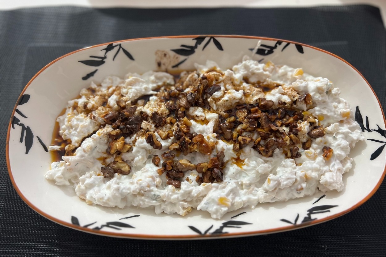 Çok Doyurucu: Tavuklu Buğdaylı Salata