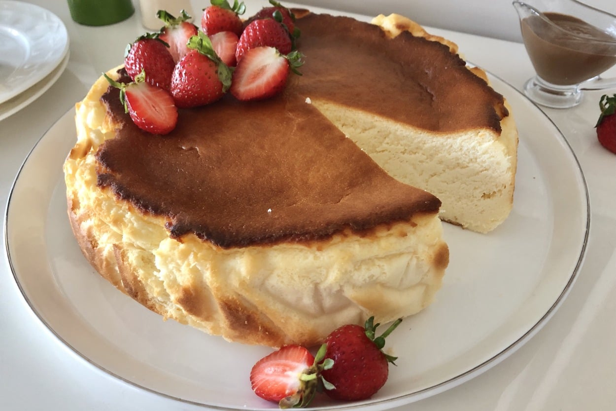 Kıvamı Harika: Ev Yapımı San Sebastian Cheesecake