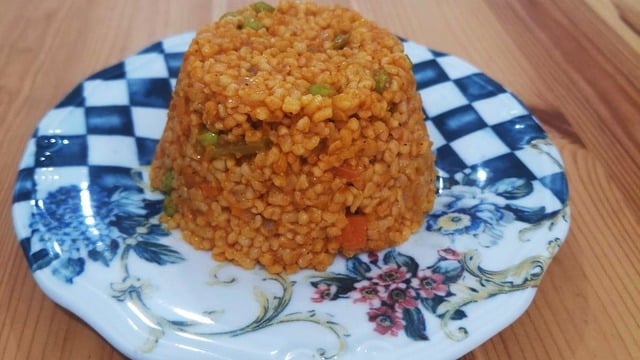 Hem Sağlıklı Hem Lezzetli: Garnitürlü Bulgur Pilavı