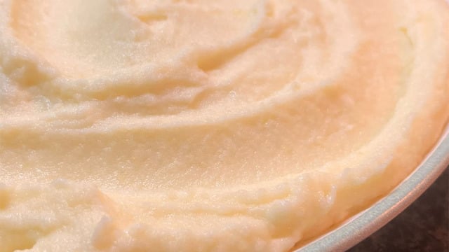 Yemeklerin Tamamlayıcısı: Yumuşacık Patates Püresi