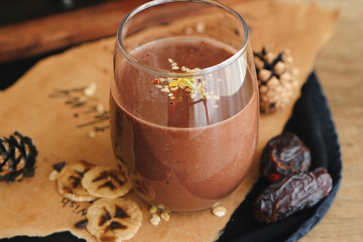 Güne Pozitif Başla: Hurmalı Smoothie