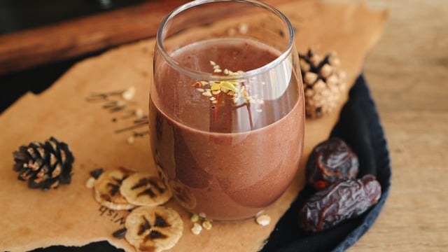 Güne Pozitif Başla: Hurmalı Smoothie