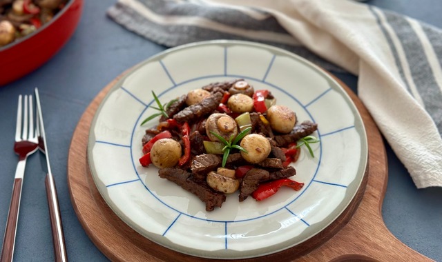 Protein Deposu: Biberli Mantarlı Et Sote