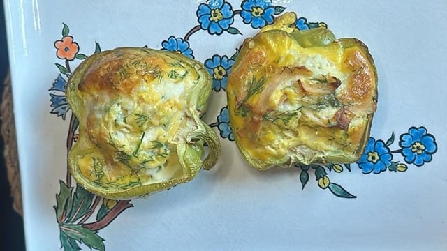 Çok Pratik: Kahvaltılık Biber Dolması