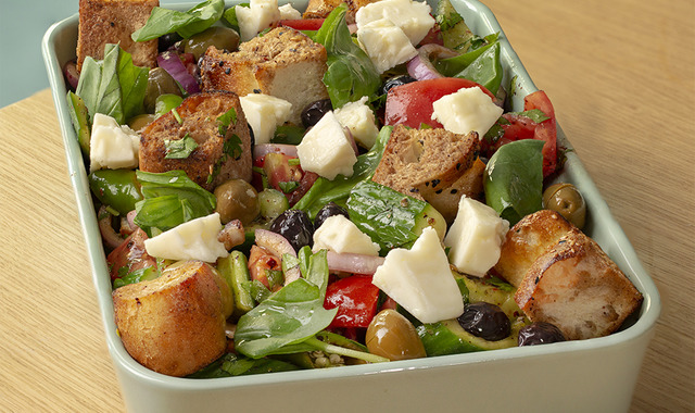 Ben Bunu Yerim: Bayat Pideden Domates Salatası