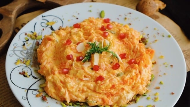 Yaz Sofralarına: Pratik Havuçlu Meze