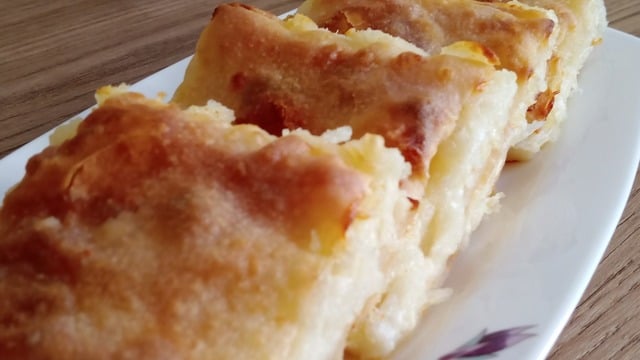 Su Böreği Tadında: Sütlü Börek