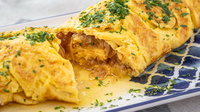 Tadı Damakta: Karamelize Soğanlı Omlet