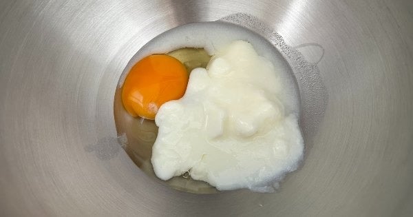 yogurtlu-hamur-kizartmasi-1