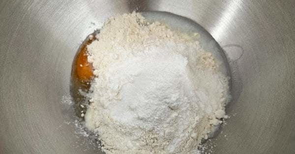yogurtlu-hamur-kizartmasi-2