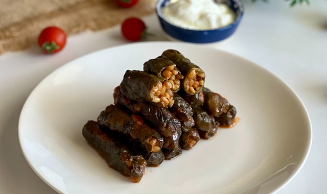 Kalem Gibi: Bulgurlu Pazı Sarması