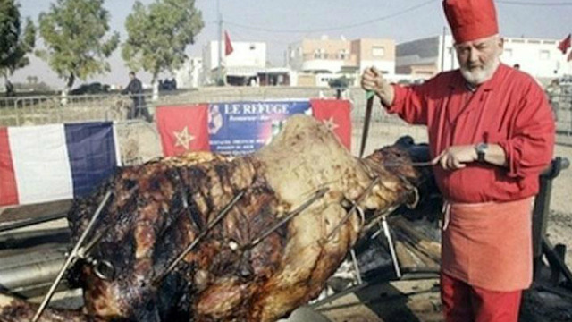 Yeryüzünün Bilinen En Büyük Yemeği: Doldurulmuş Deve