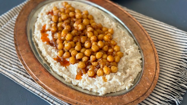 Bir Tabak Yetmez: Nohutlu Keşkek