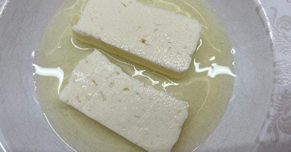 balli-saganaki-2
