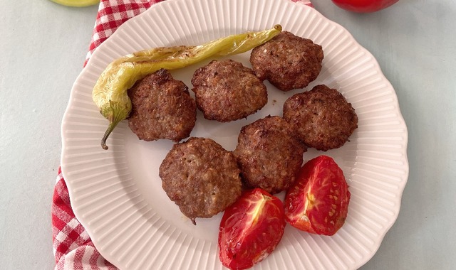 Yumuşacık Olur: Sodalı Köfte