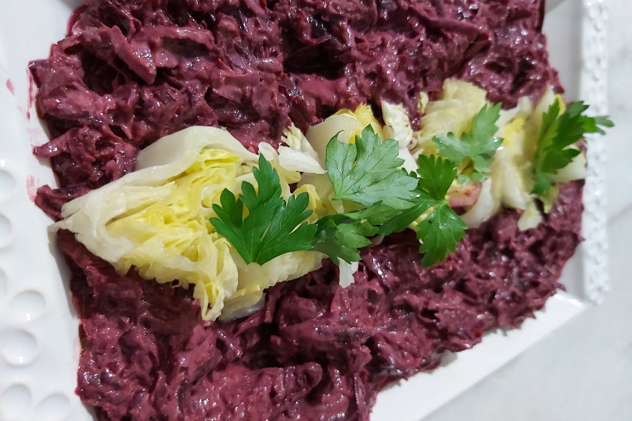 Lezzeti Olay: Siyah Havuç Tarator