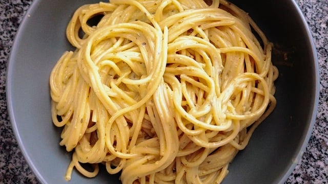 Oldukça Pratik: Evde Pesto Soslu Makarna
