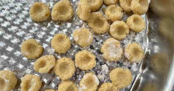 sarimsakli-yogurtlu-bulgur-koftesi-6
