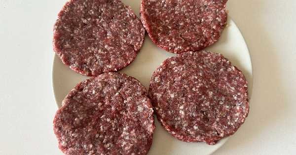 ev-yapimi-gurme-hamburger-2