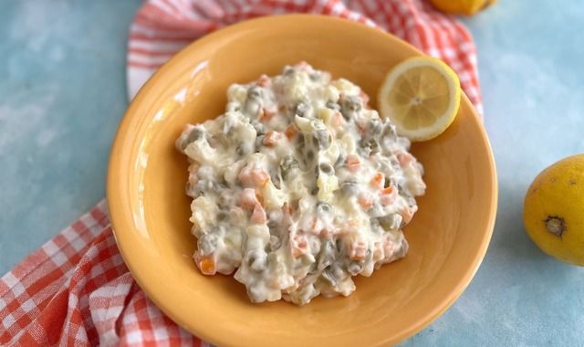 Kolay ve Lezzetli: Olivye Salatası